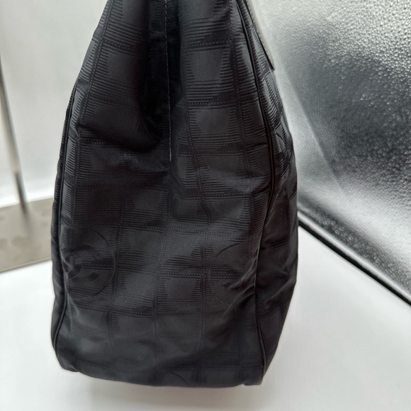 Authentic CHANEL Nylon Travel Tote Bag Handbag - Picture 3 of 16